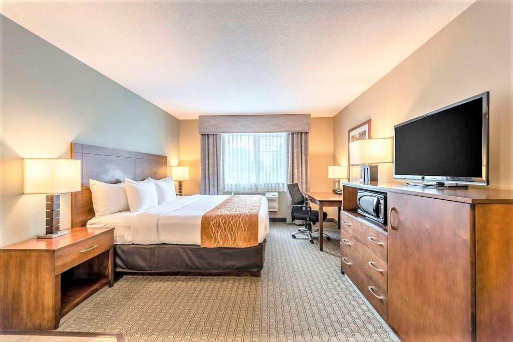 Amerivu Inn And Suites - Chisago City エクステリア 写真