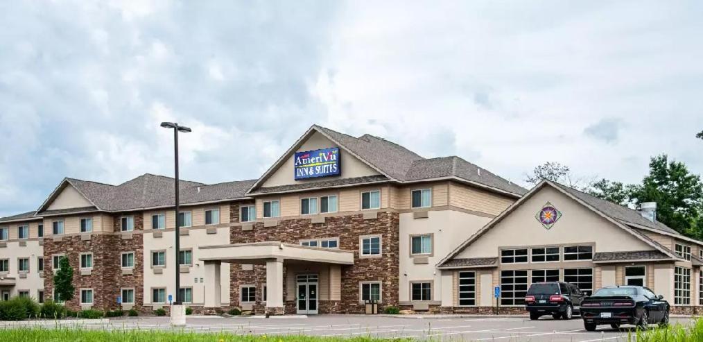 Amerivu Inn And Suites - Chisago City エクステリア 写真
