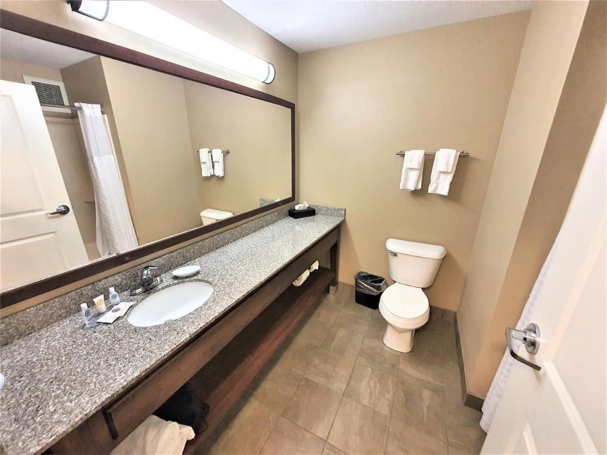 Amerivu Inn And Suites - Chisago City エクステリア 写真