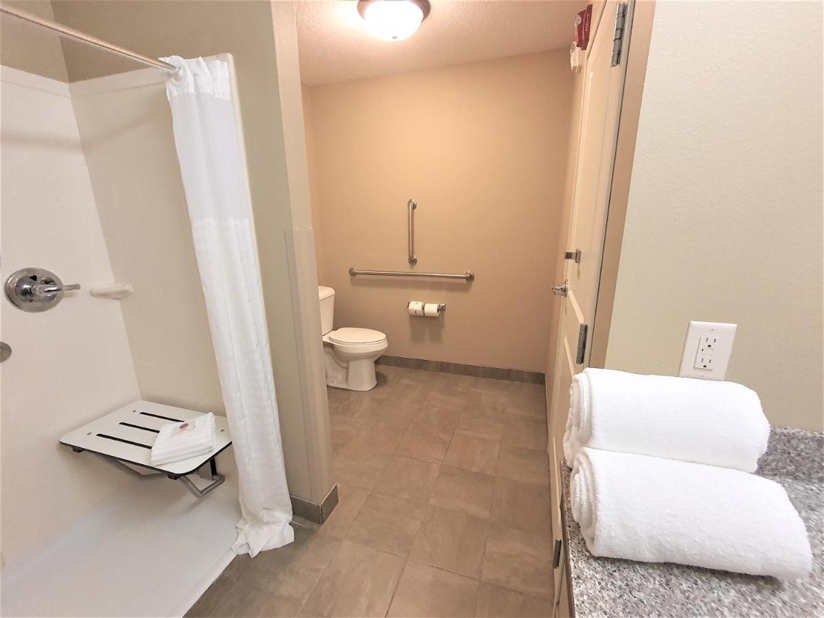 Amerivu Inn And Suites - Chisago City エクステリア 写真