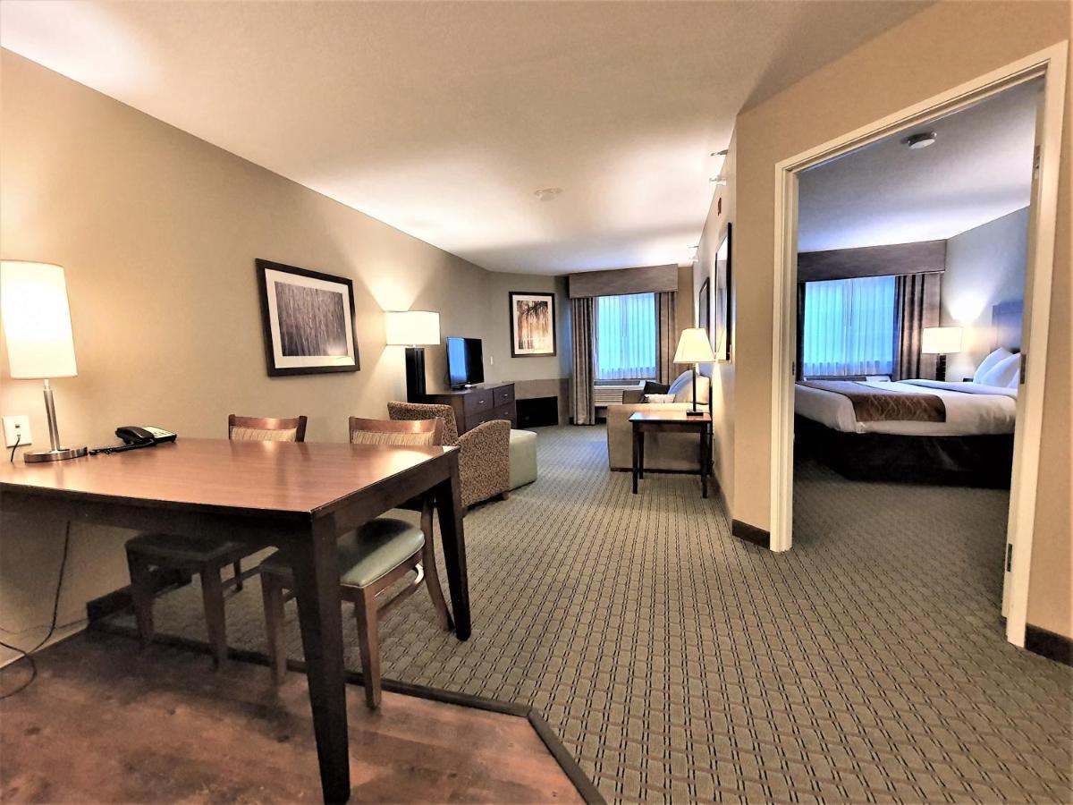 Amerivu Inn And Suites - Chisago City エクステリア 写真